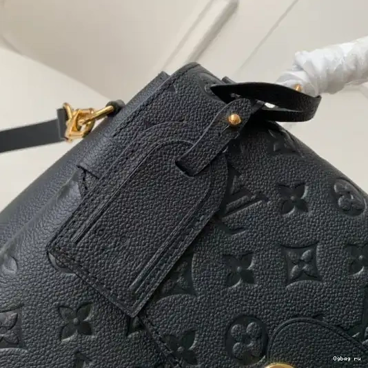 MM LOUIS GEORGES VUITTON 0327
